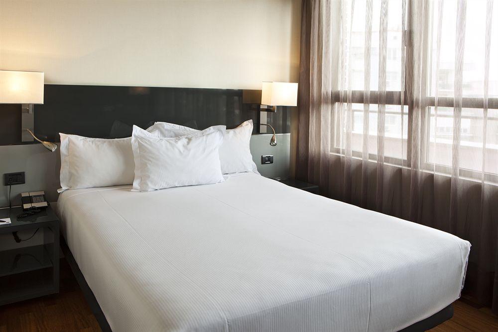 Ac Hotel Avenida De America By Marriott Madrid Exteriér fotografie