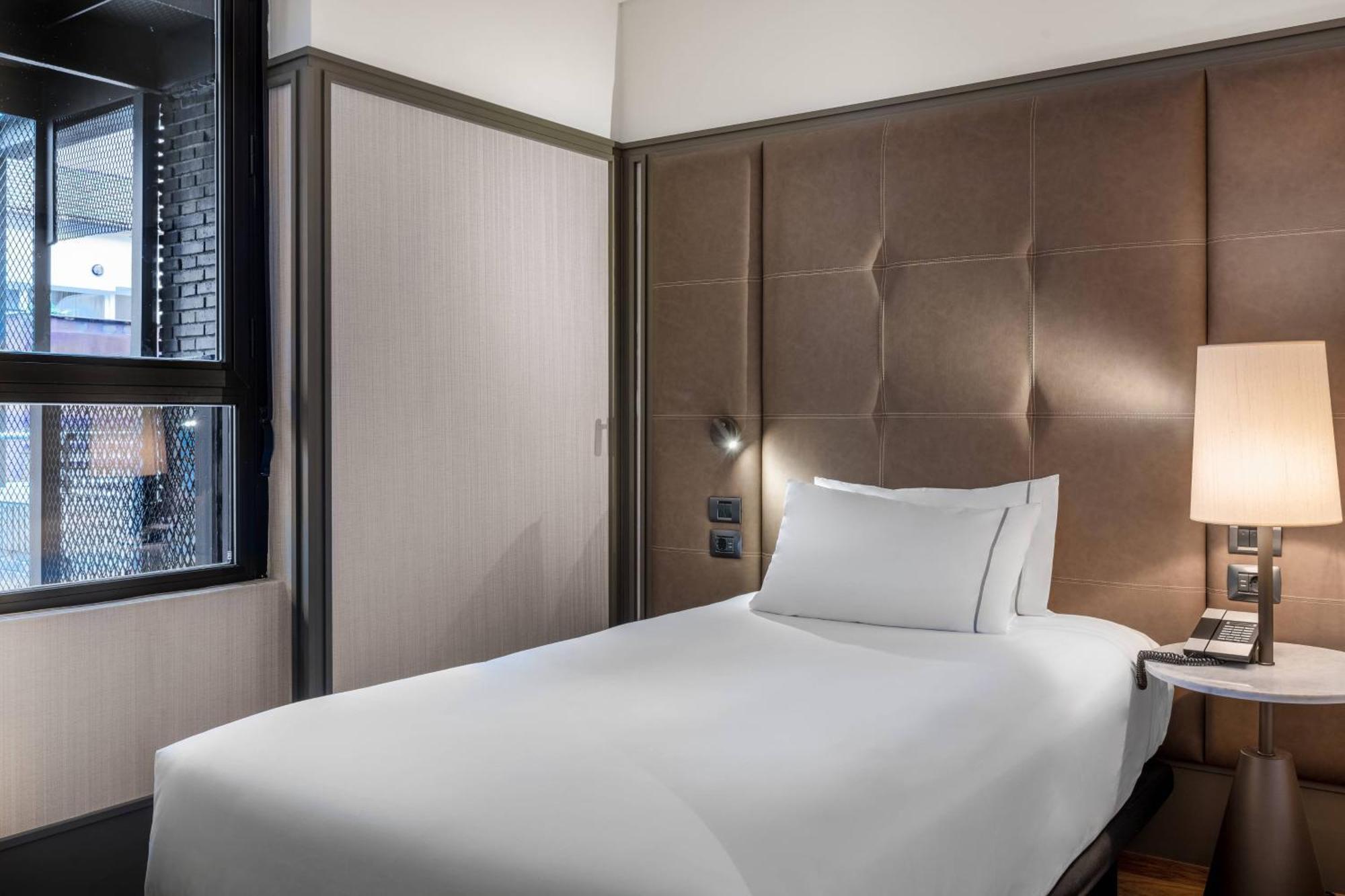 Ac Hotel Avenida De America By Marriott Madrid Exteriér fotografie
